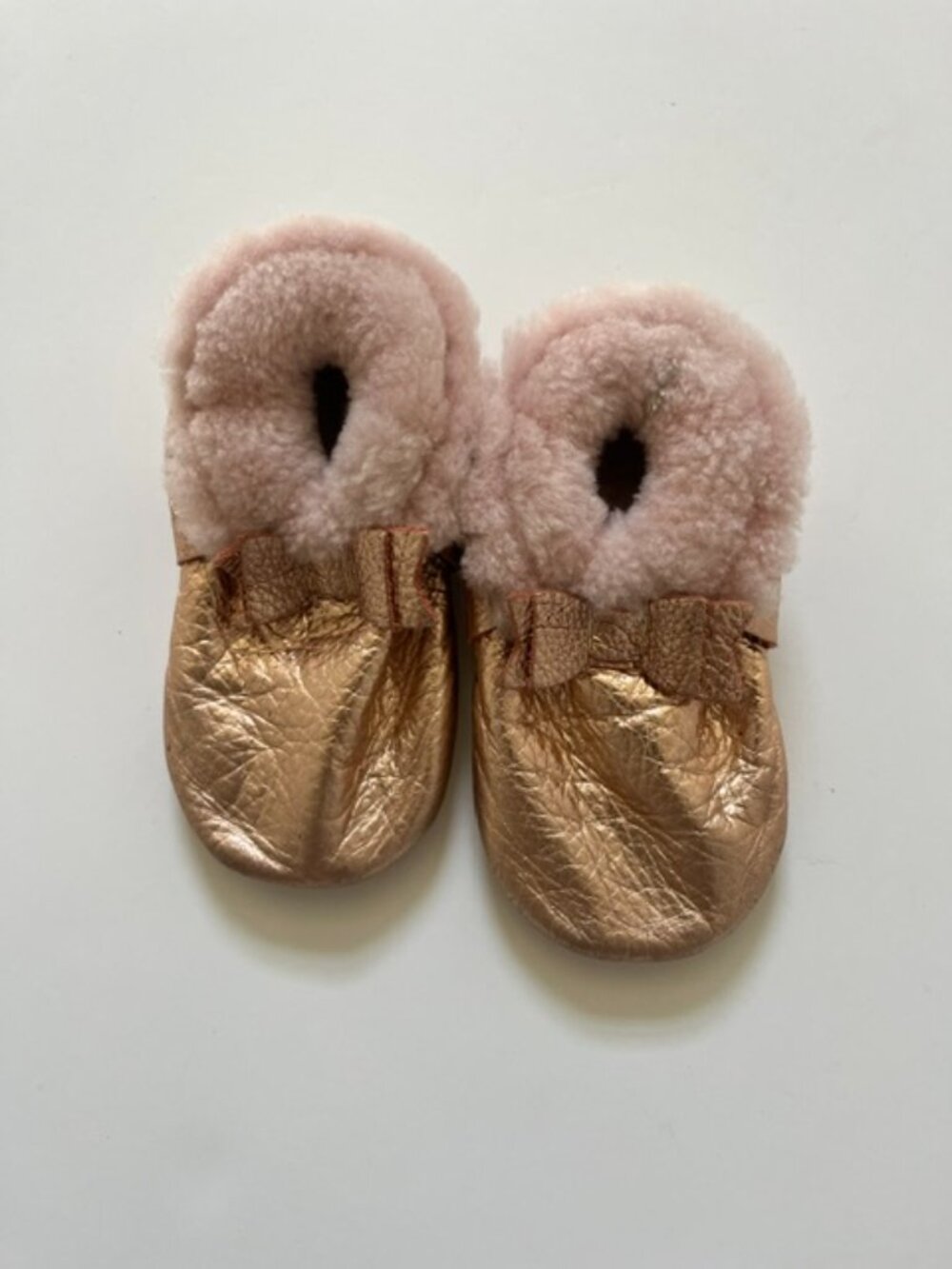 Little Girl's Moccasins 7
